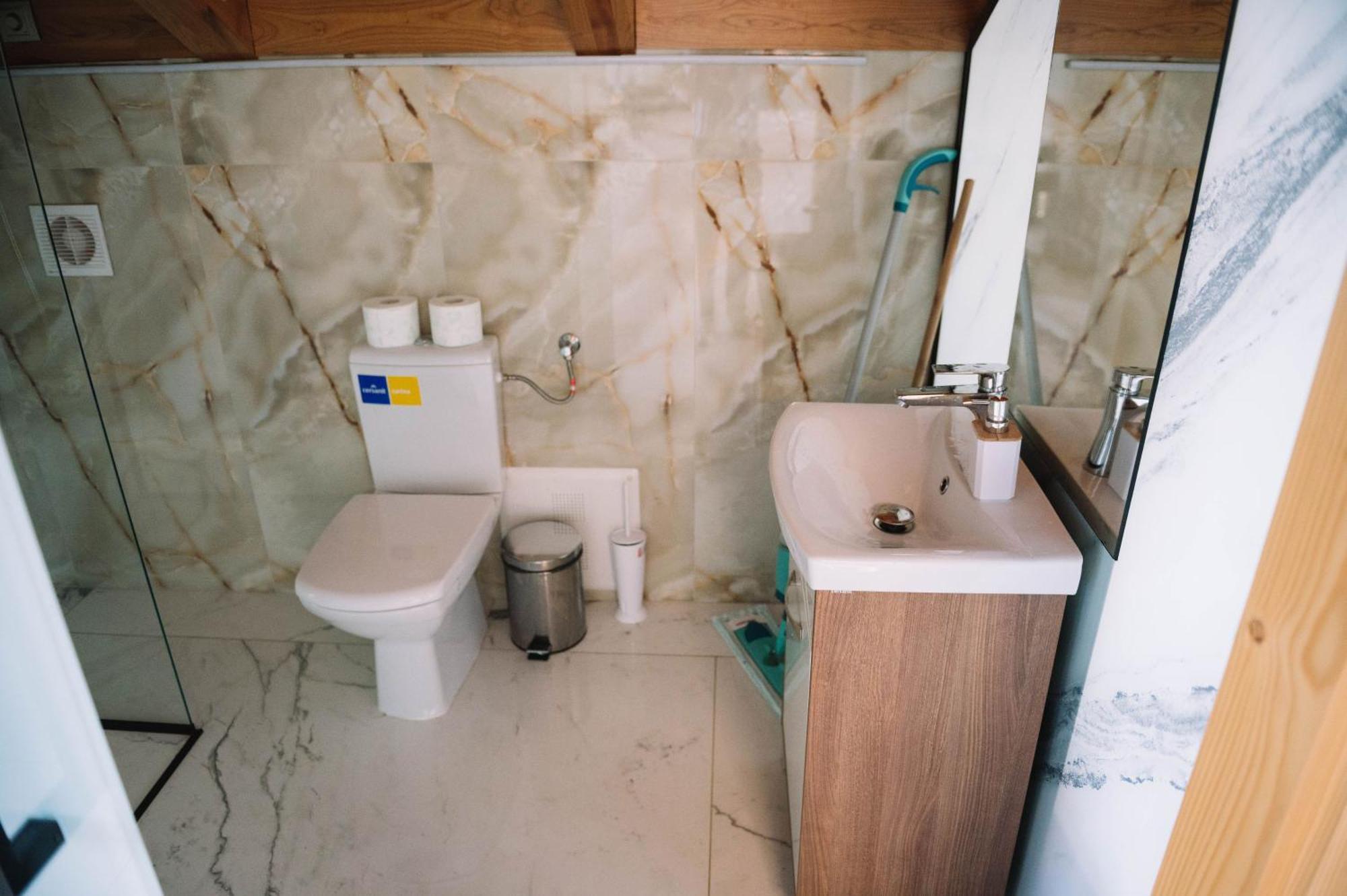 Casa Moderna In Sinteu - Intersectia Intre Modern Si Linistea Naturii Huta Voivozi Exterior foto